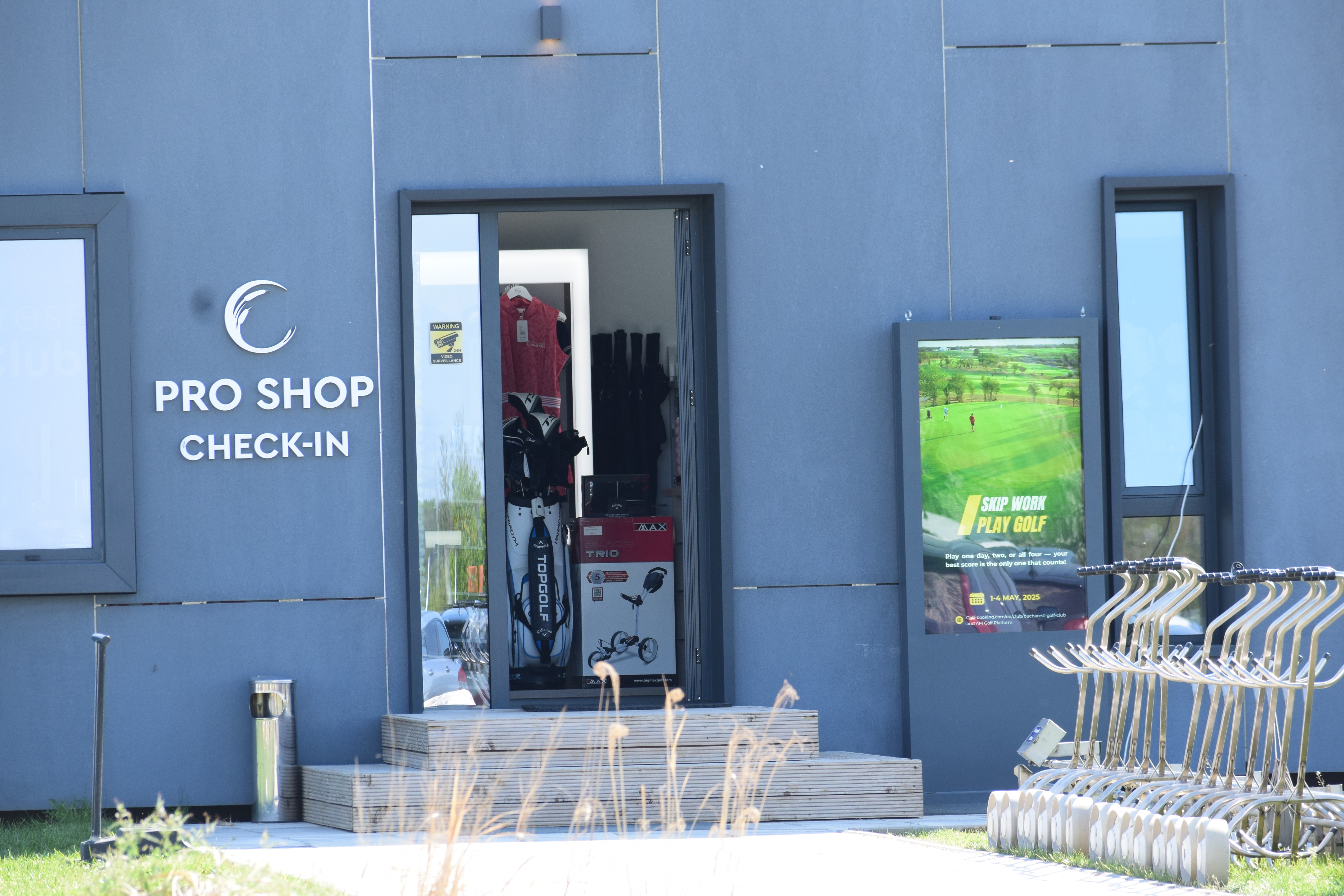 Bucharest Golf Club Digital Totem 2