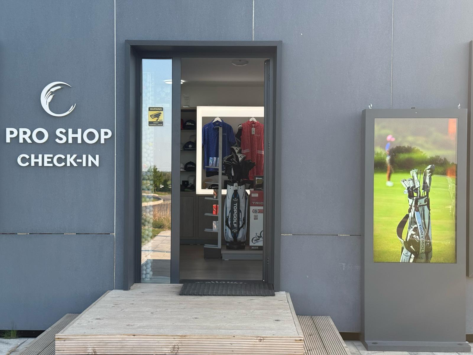 Bucharest Golf Club Digital Totem 3