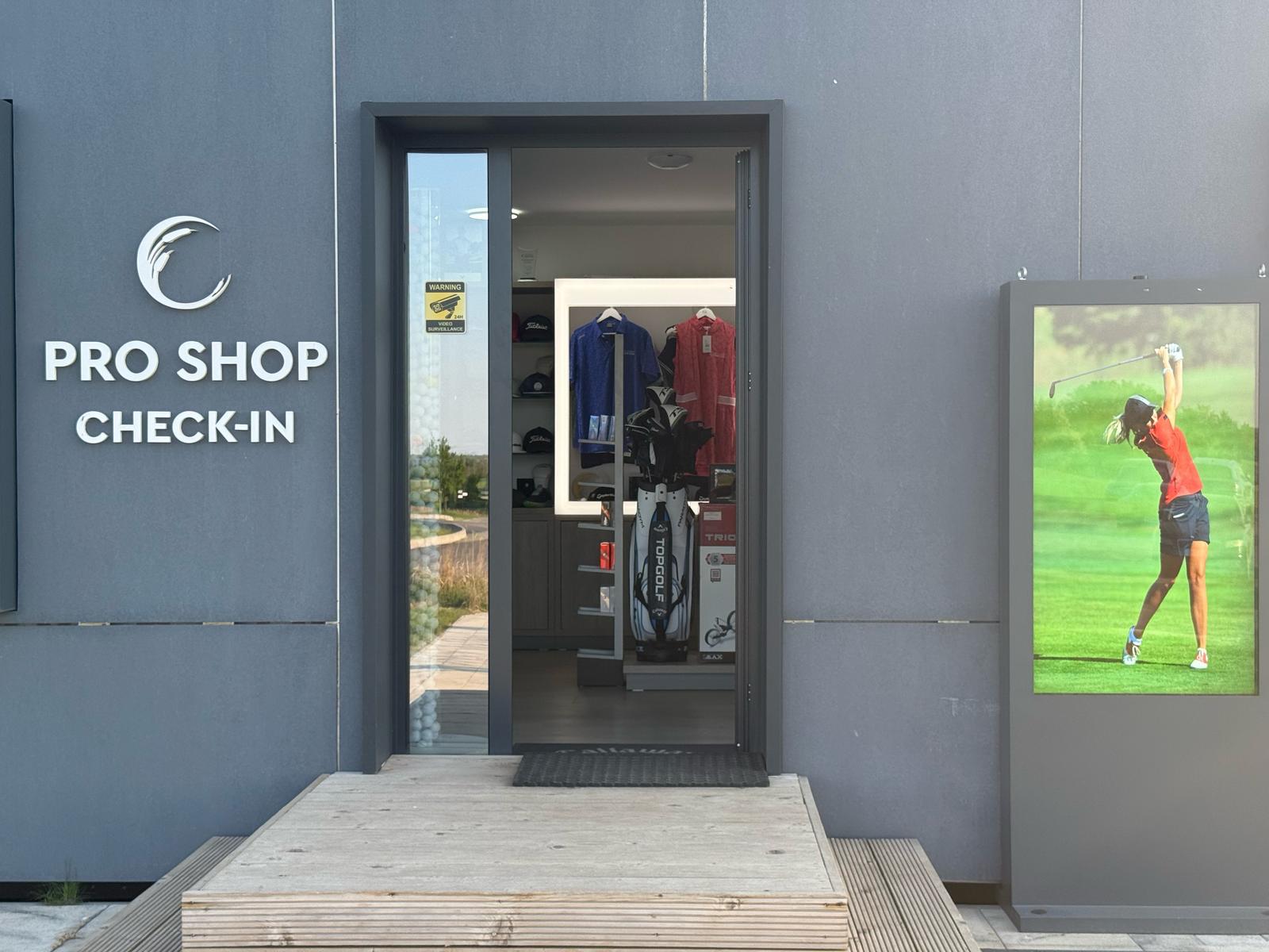 Bucharest Golf Club Digital Totem 4